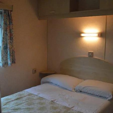 Mobilehome Acero Rosso *