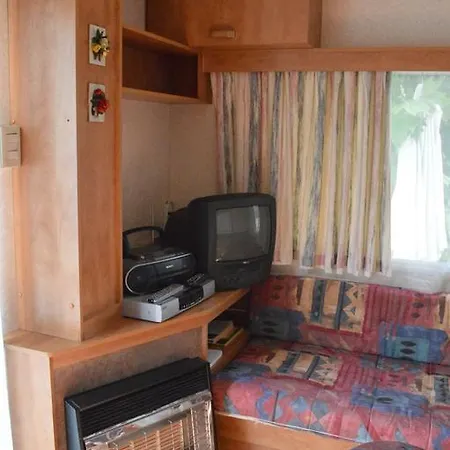 Camping Mobilehome Acero Rosso